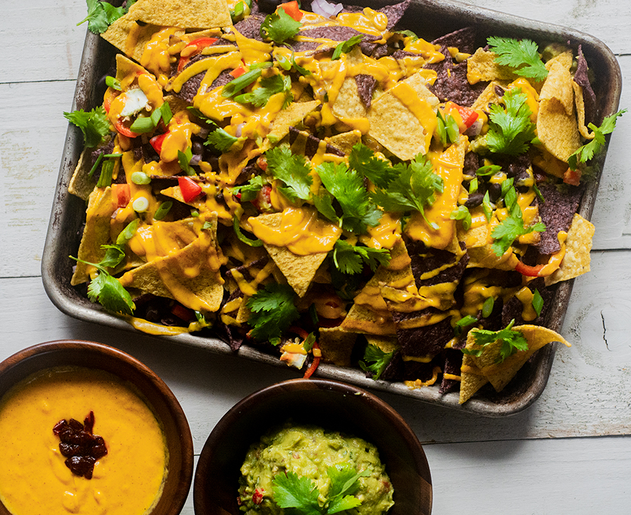 vegan-nachos-with-ackee-cheese-sauce-and-guacamole